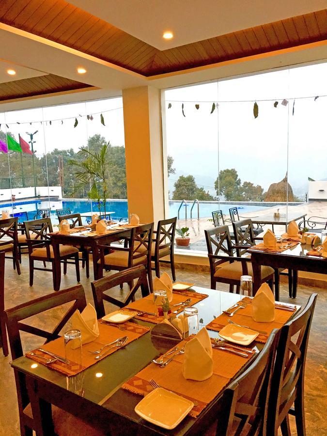 Himalayan Front Hotel By Kgh Group Pokhara Esterno foto